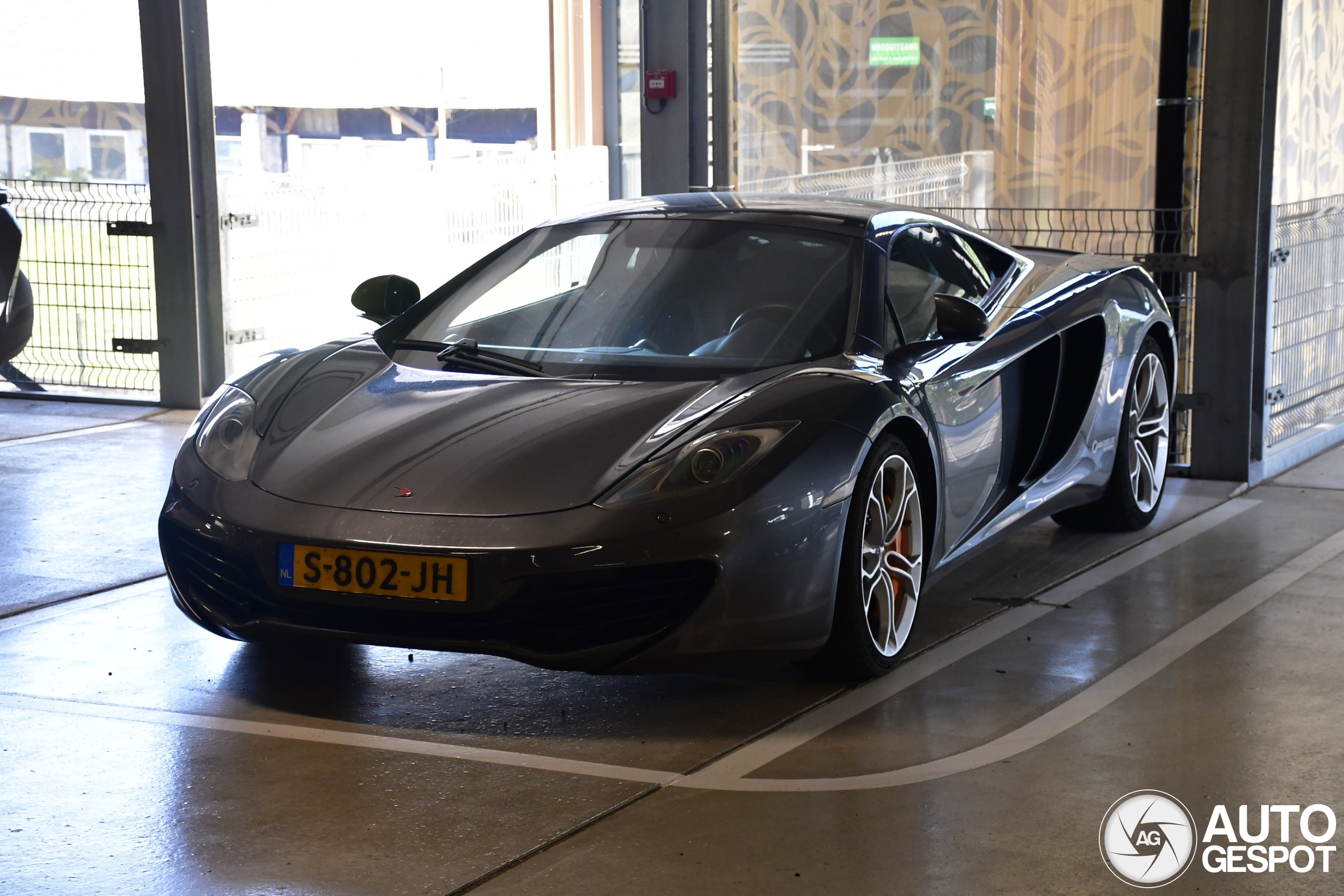 McLaren 12C