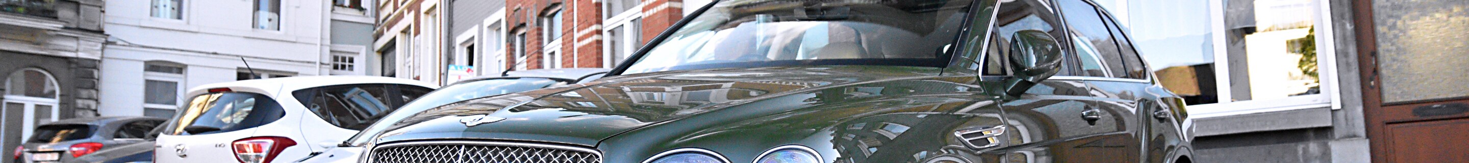 Bentley Bentayga V8 2021