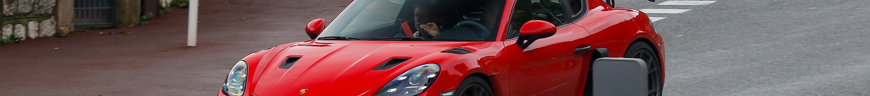 Porsche 718 Cayman GT4 RS