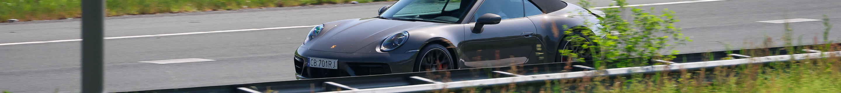 Porsche 992 Carrera 4S Cabriolet