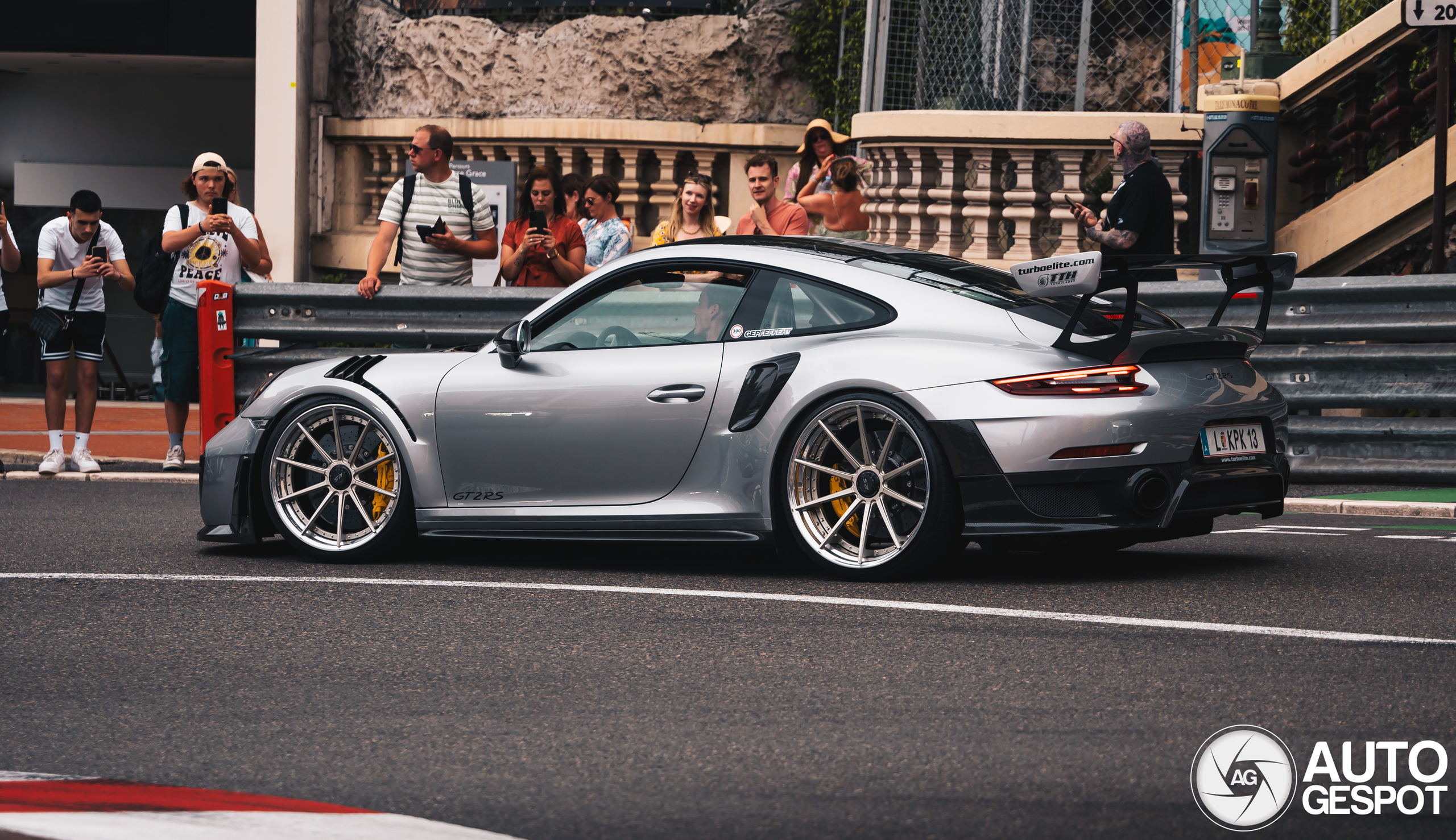 Porsche 991 GT2 RS Weissach Package