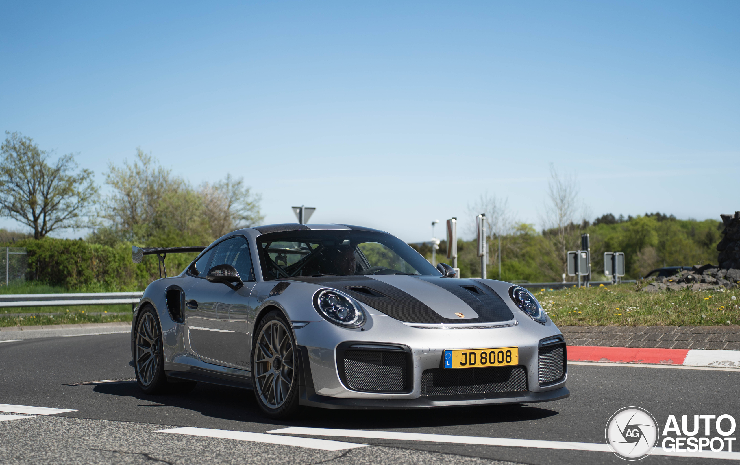 Porsche 991 GT2 RS Weissach Package