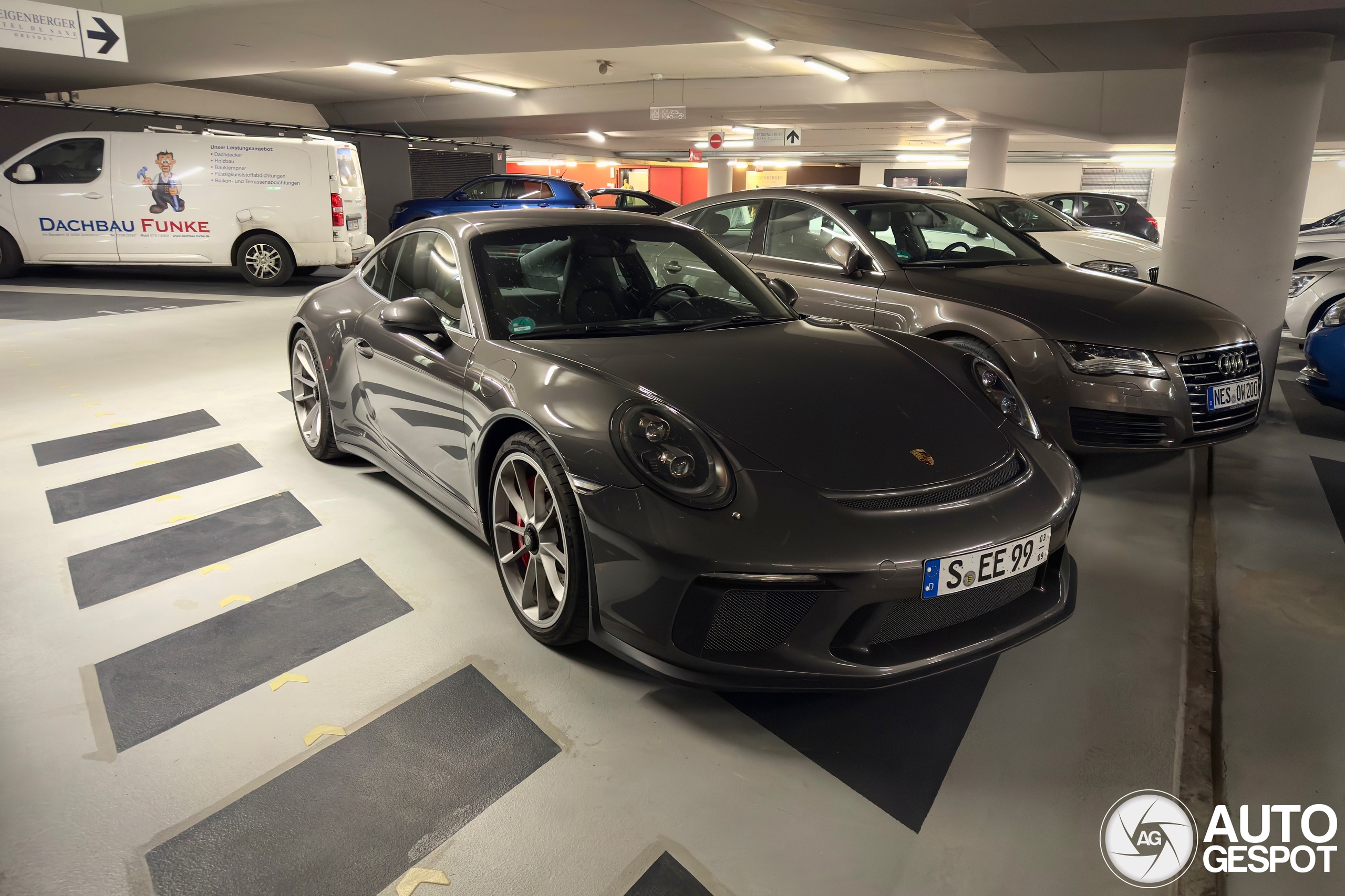 Porsche 991 GT3 Touring