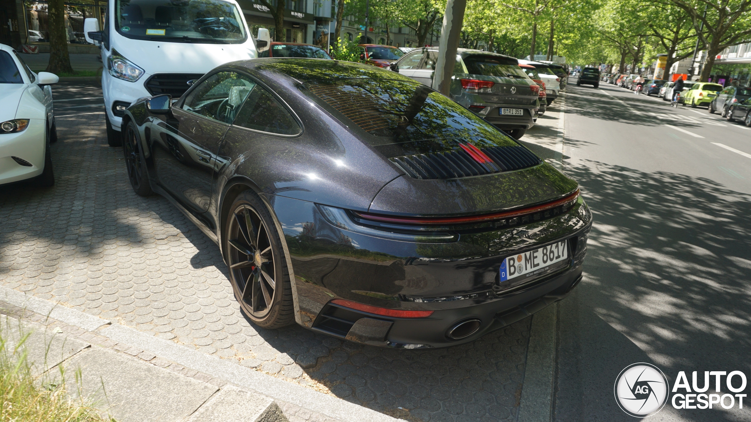 Porsche 992 Carrera 4S