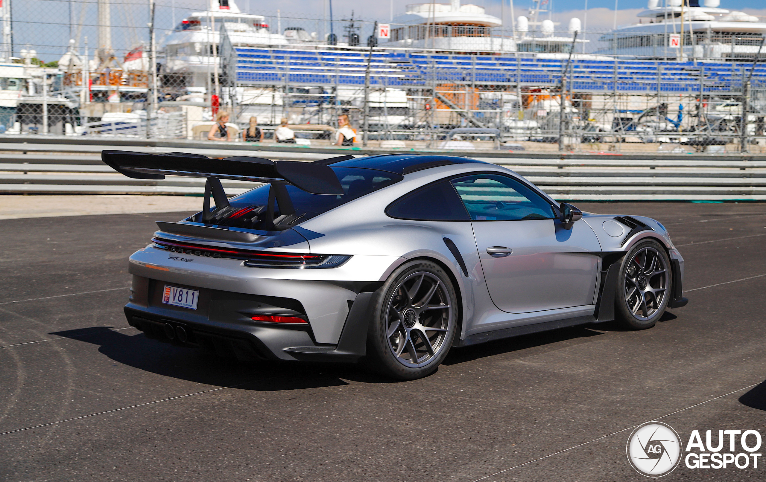 Porsche 992 GT3 RS Weissach Package