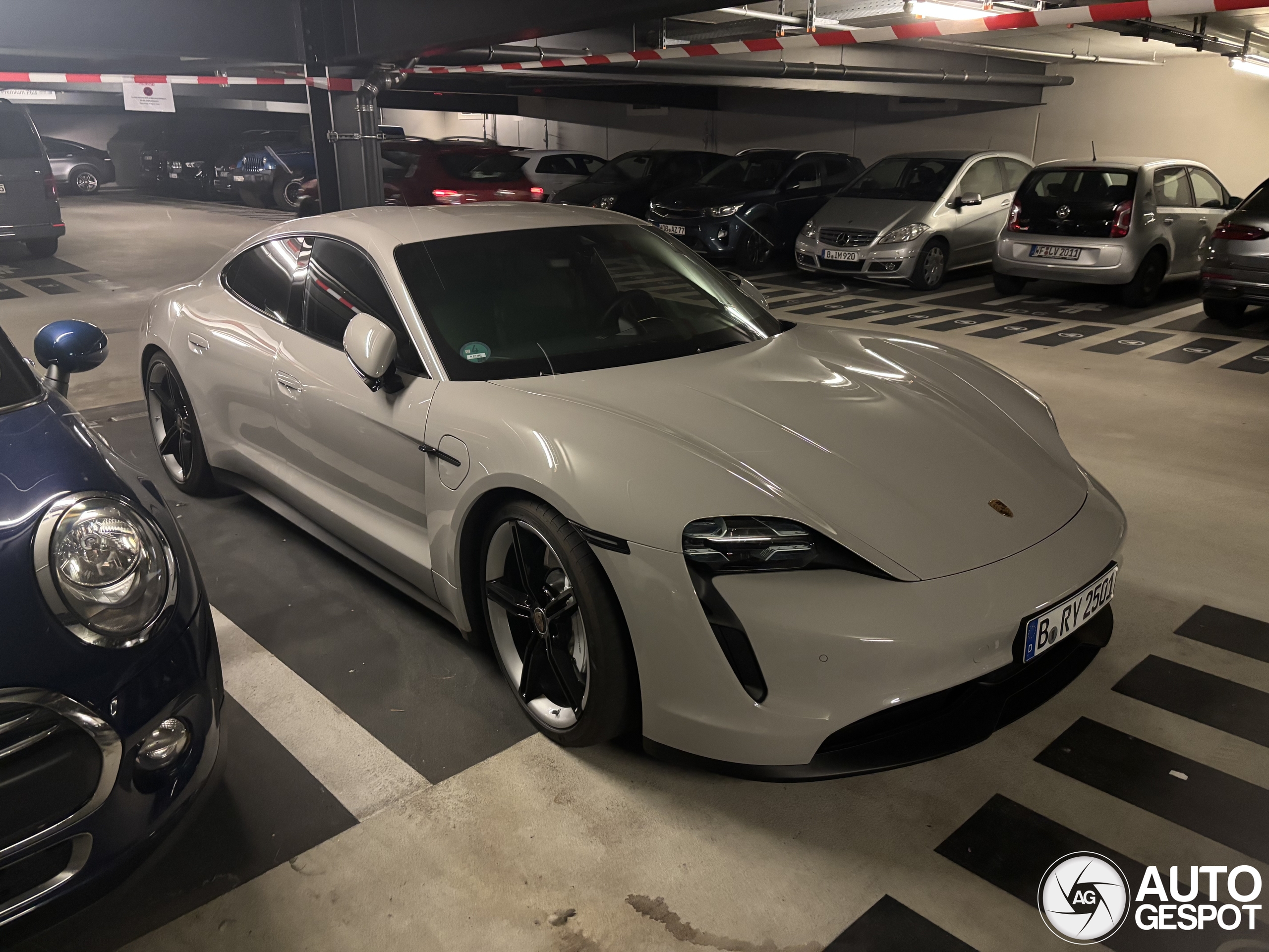Porsche Taycan GTS