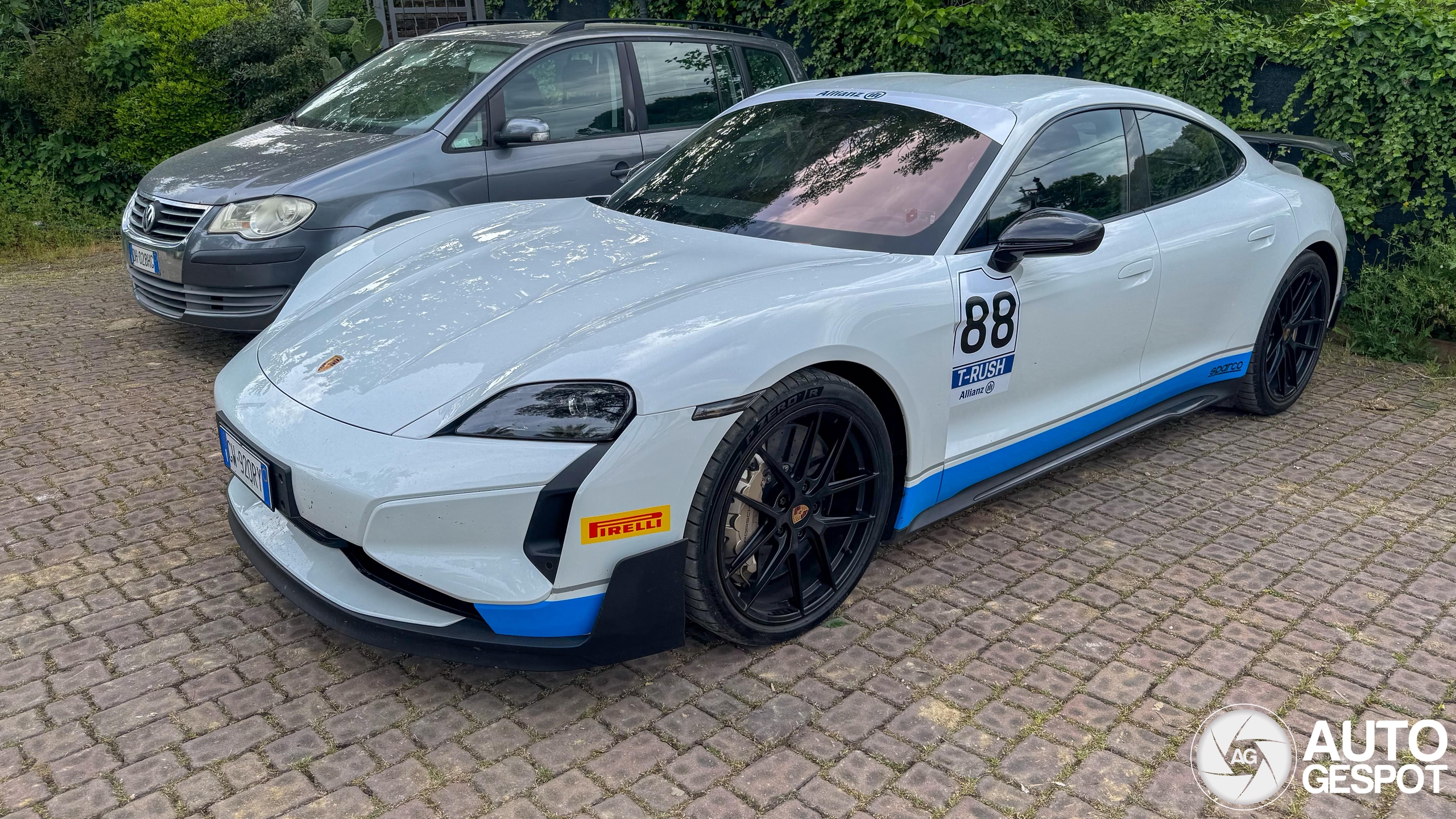 Porsche Taycan Turbo GT Weissach Package