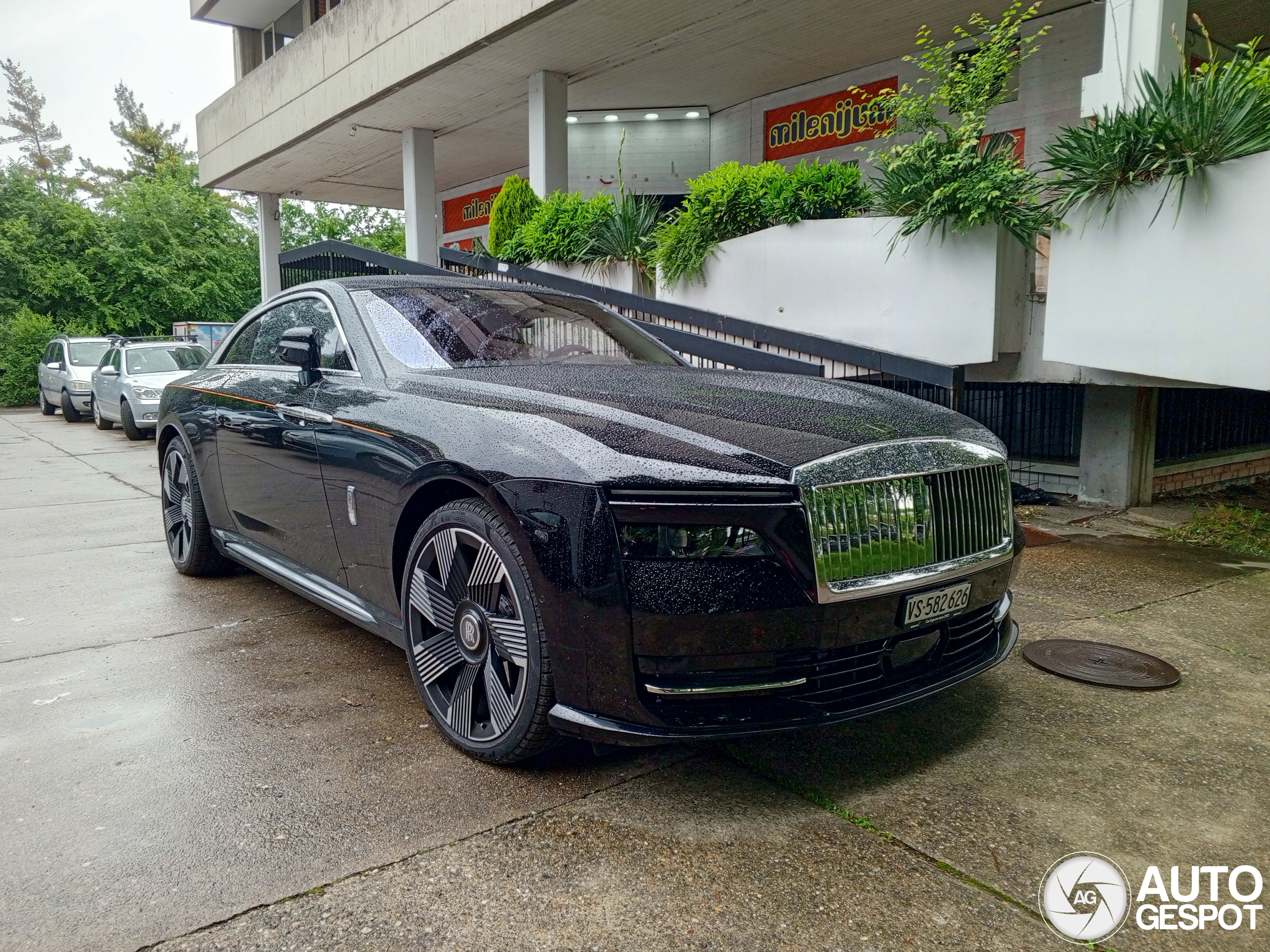 Rolls-Royce Spectre