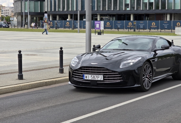 Aston Martin DB12