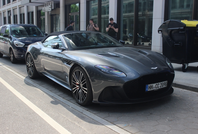 Aston Martin DBS Superleggera Volante