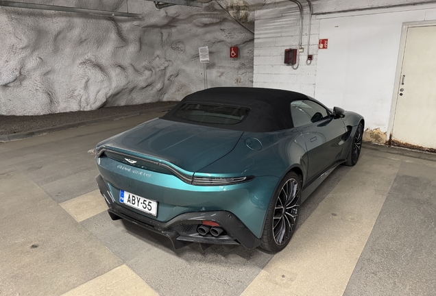 Aston Martin V8 Vantage Formula 1 Edition Roadster