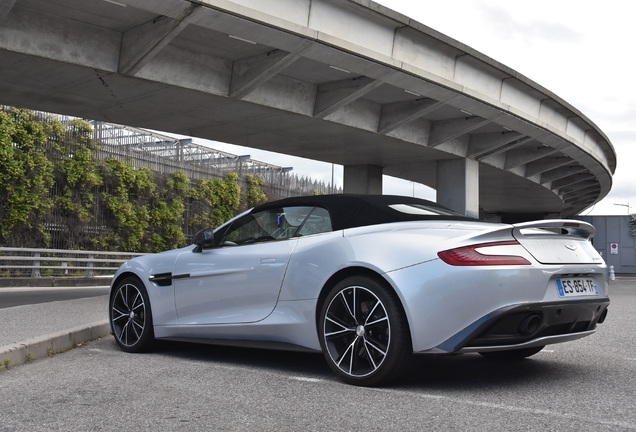 Aston Martin Vanquish Volante