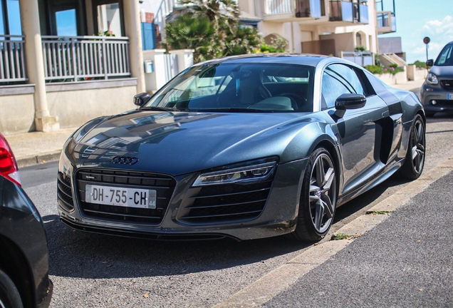 Audi R8 V10 Plus 2013