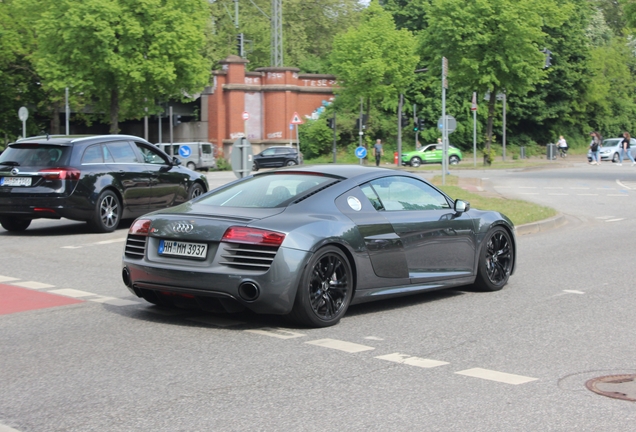 Audi R8 V10 Plus 2013