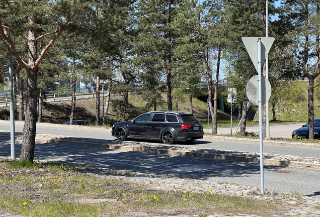 Audi RS4 Avant B7