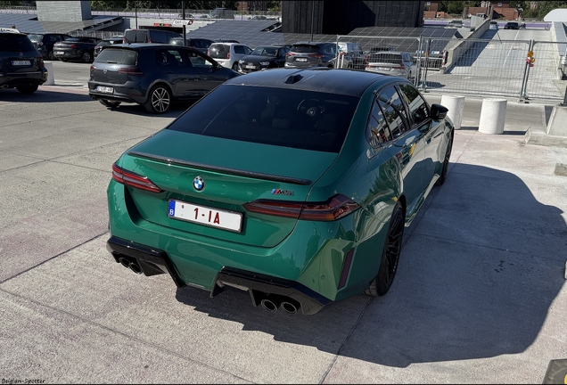 BMW M5 G90
