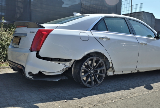 Cadillac CTS-V 2015