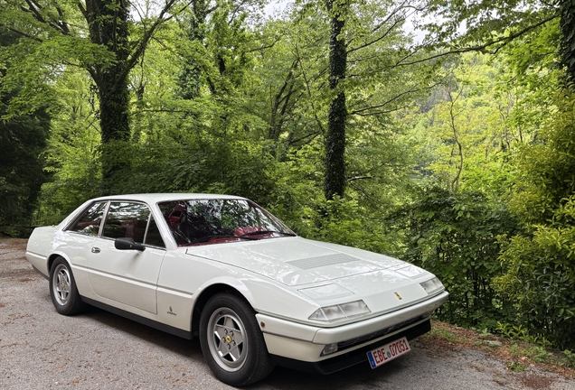 Ferrari 412