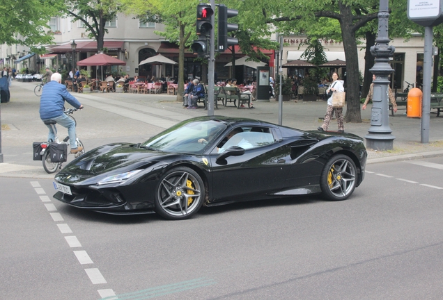 Ferrari F8 Spider
