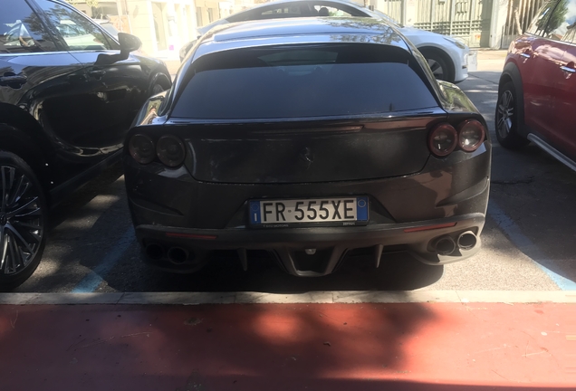 Ferrari GTC4Lusso
