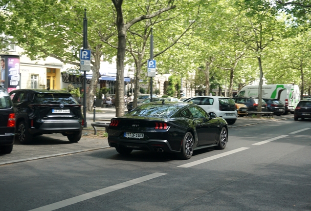 Ford Mustang GT 2024