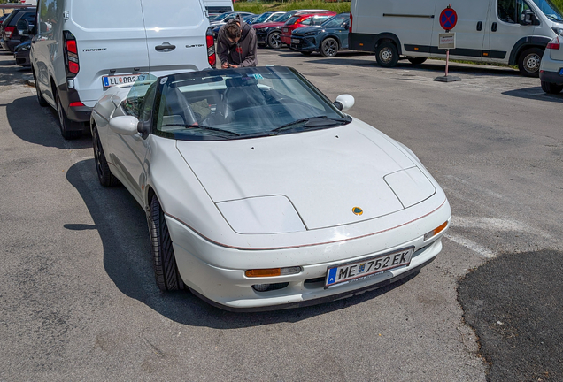 Lotus Elan M100 SE Turbo