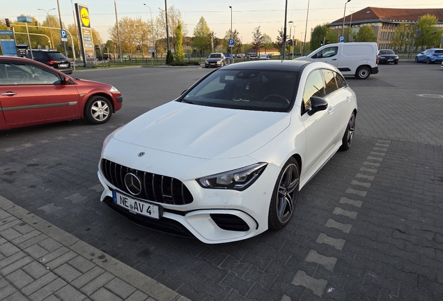 Mercedes-AMG CLA 45 Shooting Brake X118