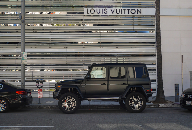 Mercedes-Benz G 550 4X4²