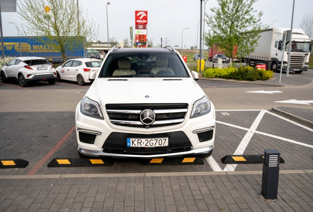 Mercedes-Benz GL 63 AMG X166