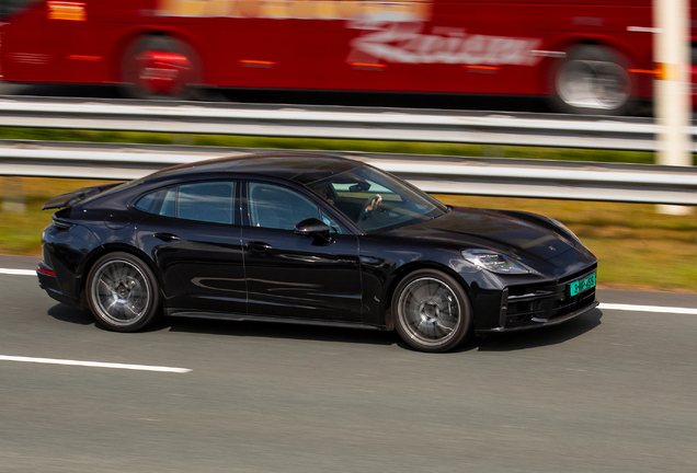 Porsche 972 Panamera Turbo E-Hybrid