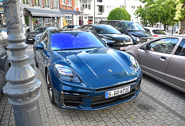 Porsche 972 Panamera Turbo S E-Hybrid