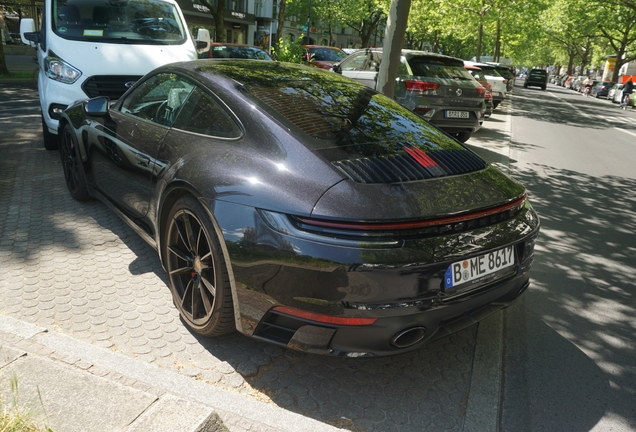 Porsche 992 Carrera 4S
