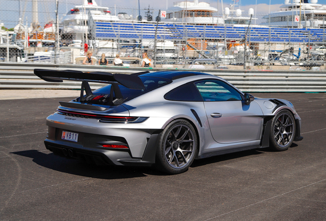 Porsche 992 GT3 RS Weissach Package