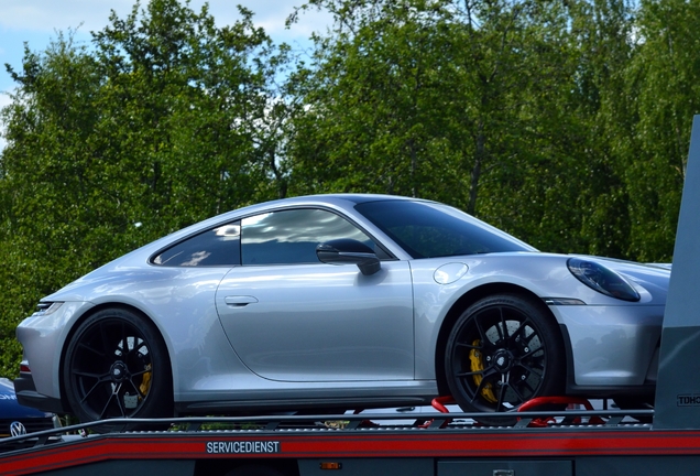 Porsche 992 GT3 Touring