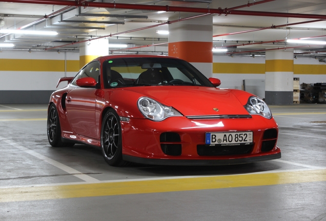 Porsche 996 GT2
