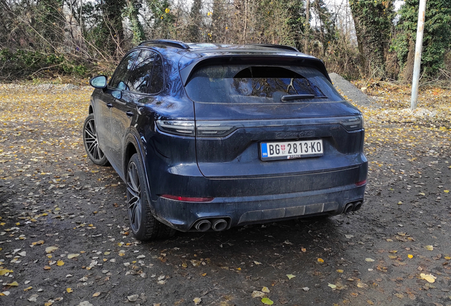 Porsche 9YA Cayenne GTS