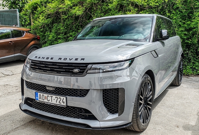 Range Rover Sport SV 2025 Edition Two