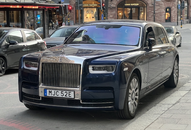 Rolls-Royce Phantom VIII EWB