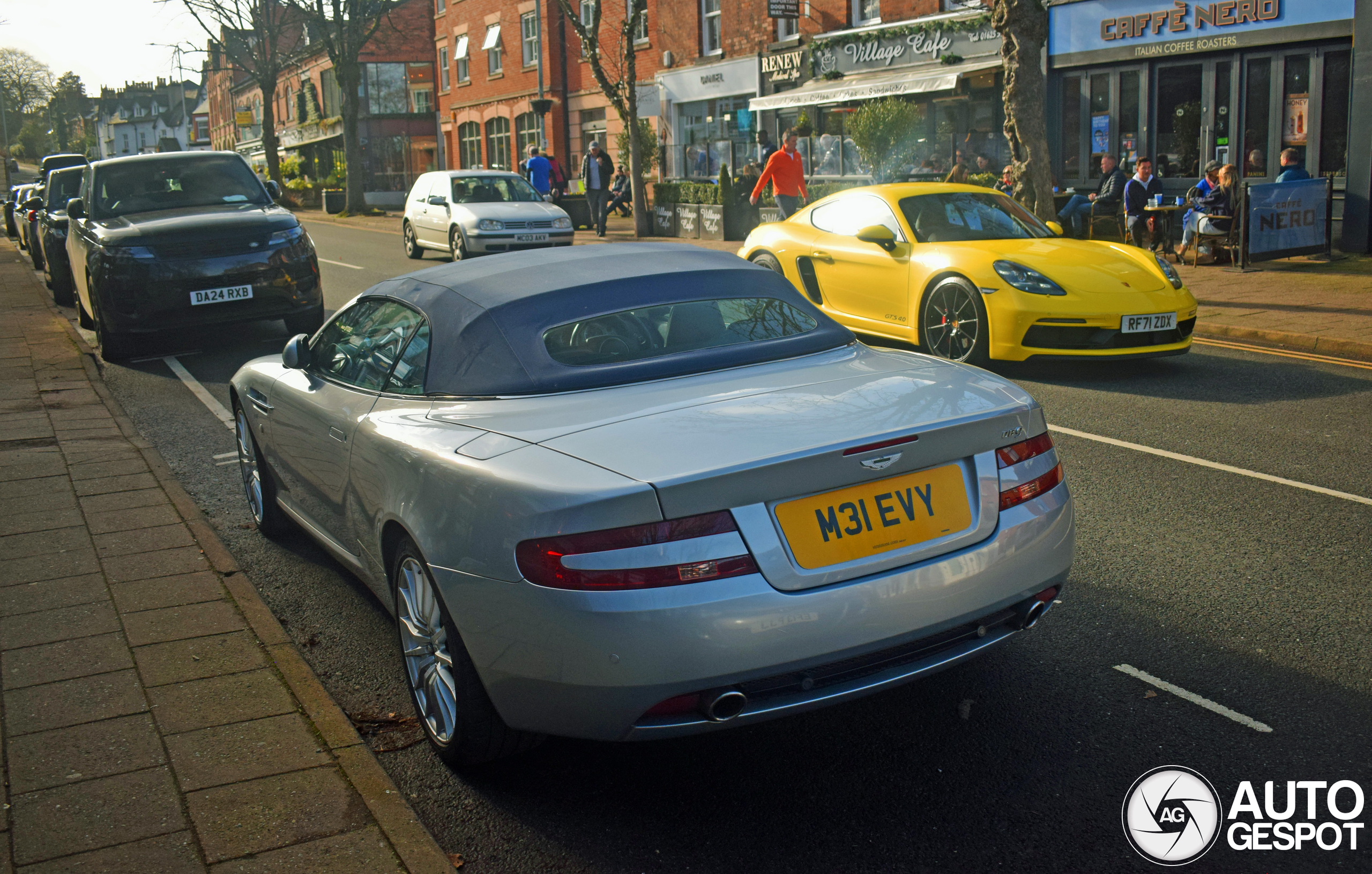 Aston Martin DB9 Volante