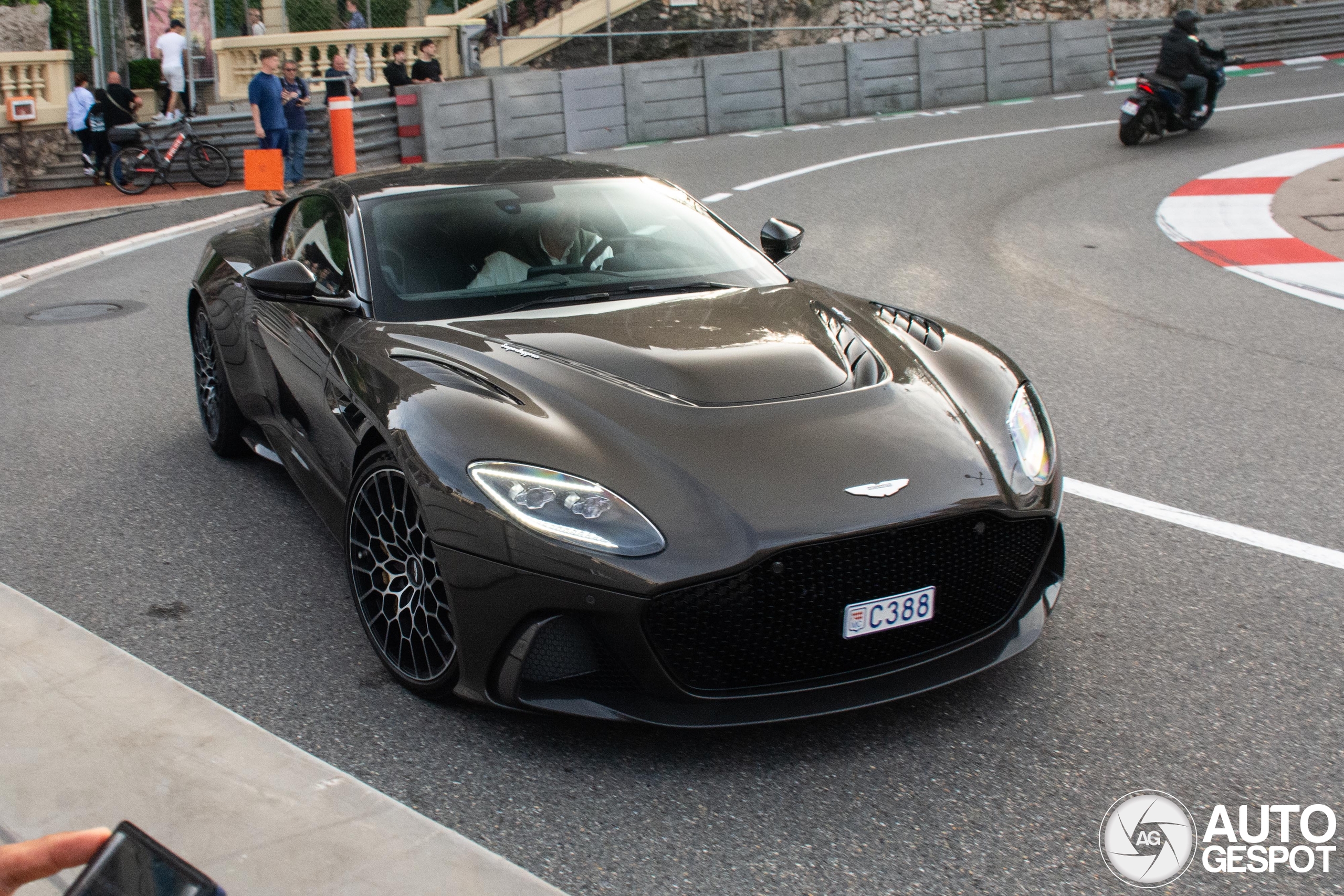 Aston Martin DBS 770 Ultimate