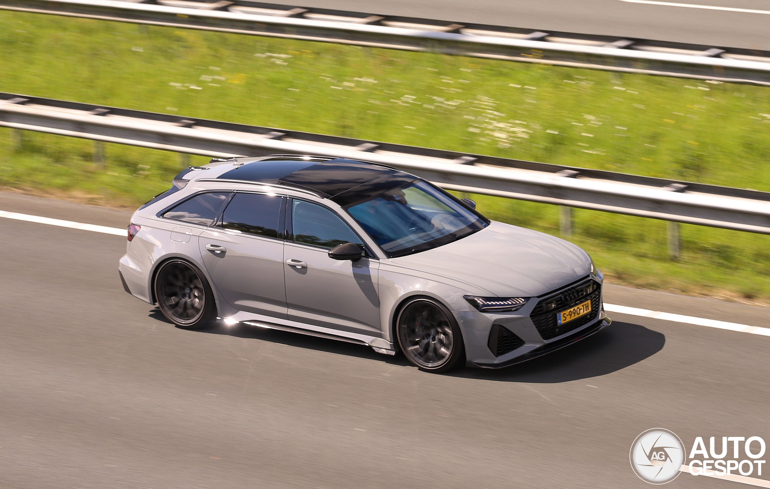 Audi ABT RS6-S Avant C8