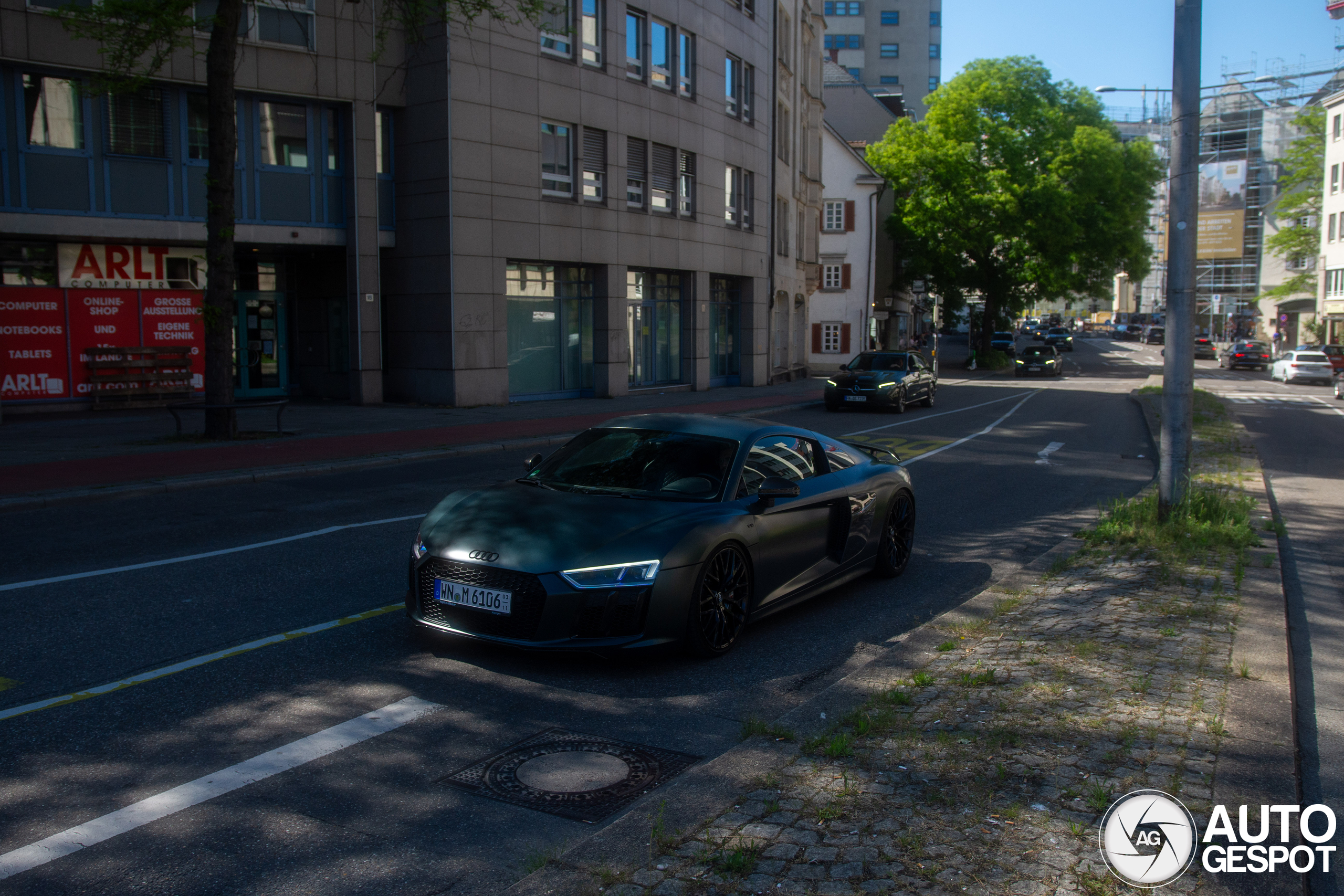 Audi R8 V10 Plus 2015