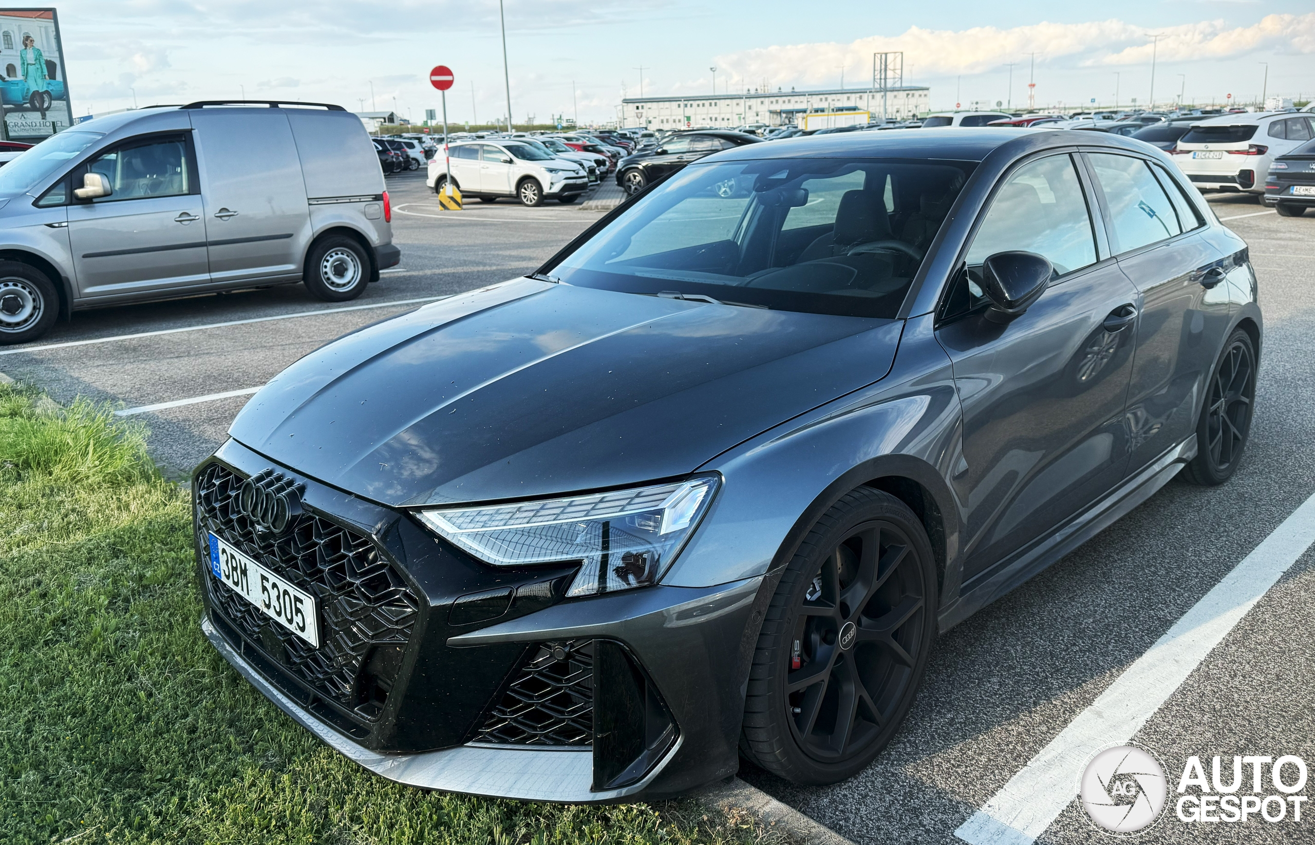 Audi RS3 Sportback 8Y 2025