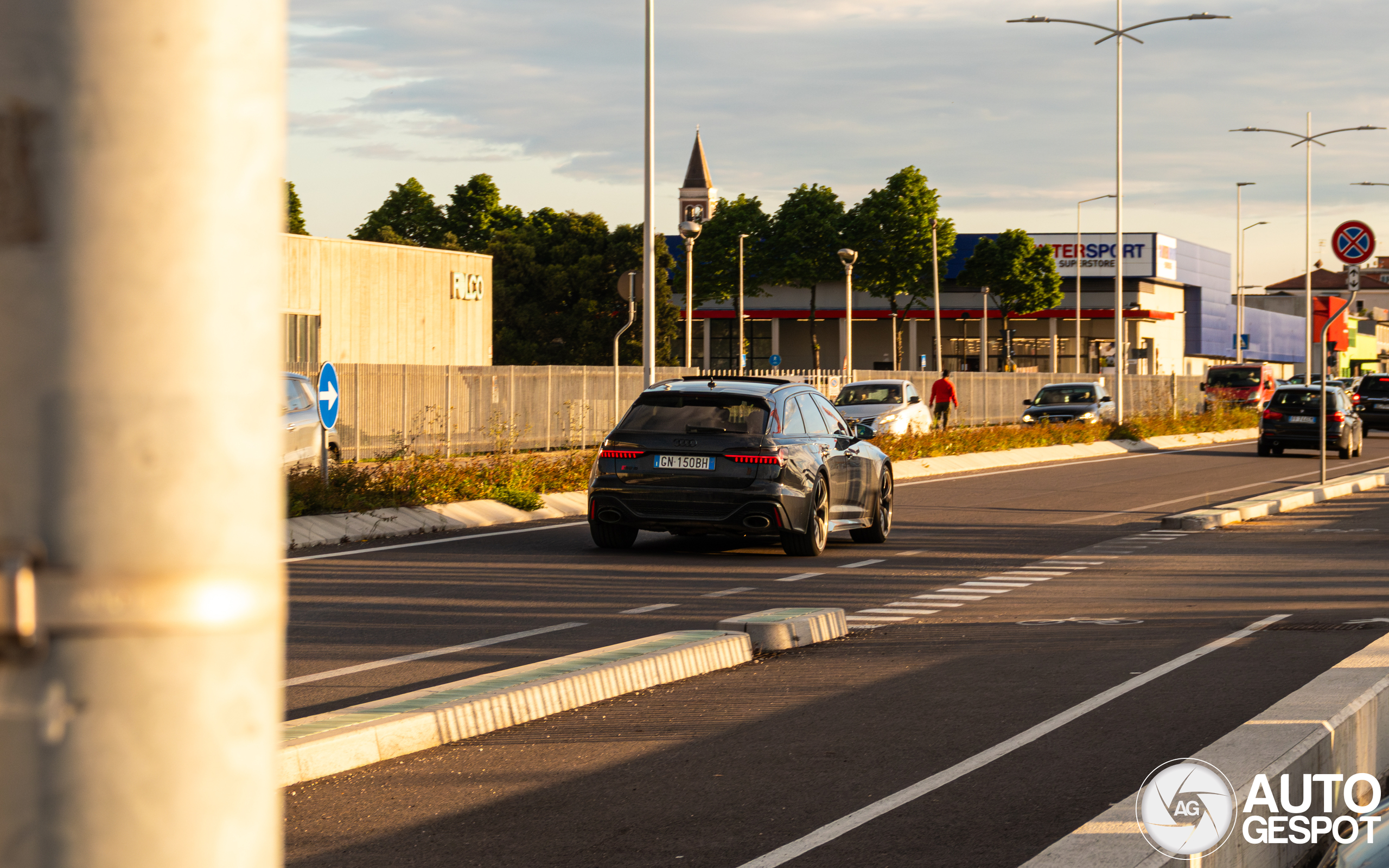 Audi RS6 Avant C8