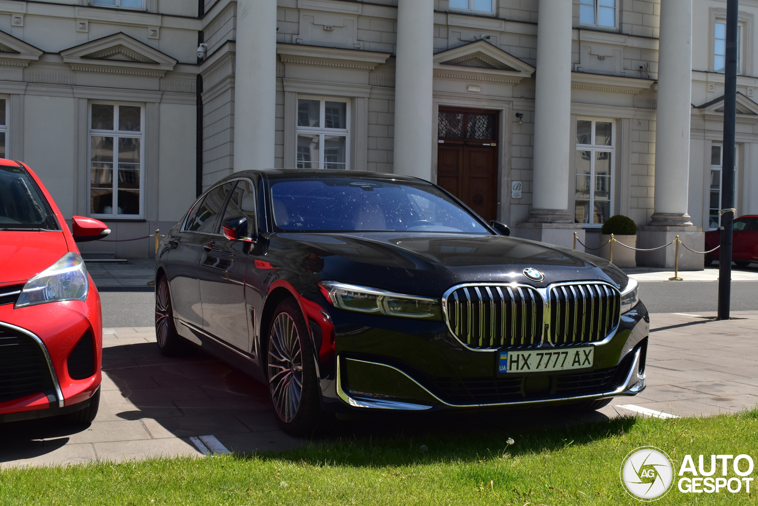BMW M760Li xDrive 2019