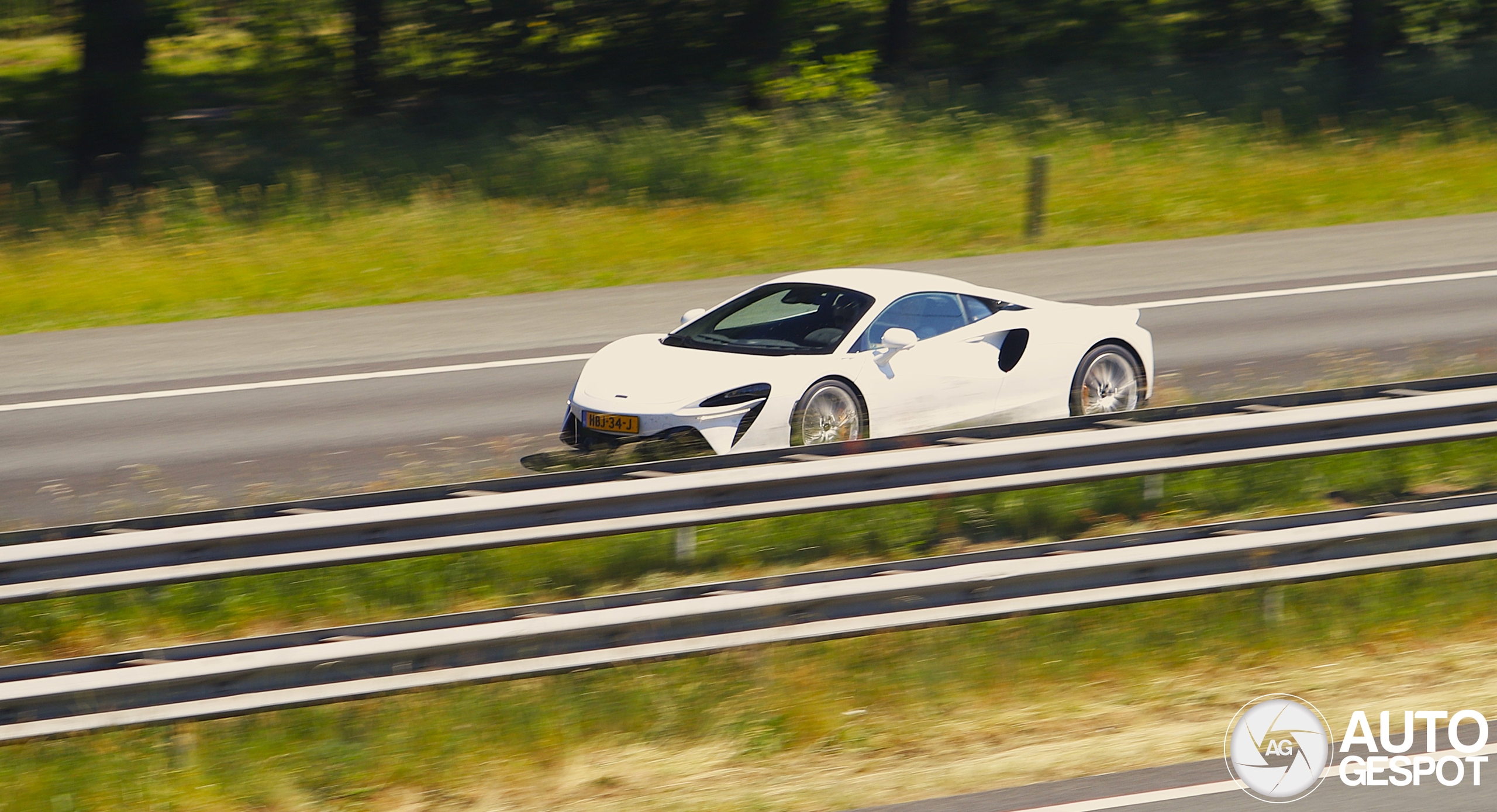 McLaren Artura