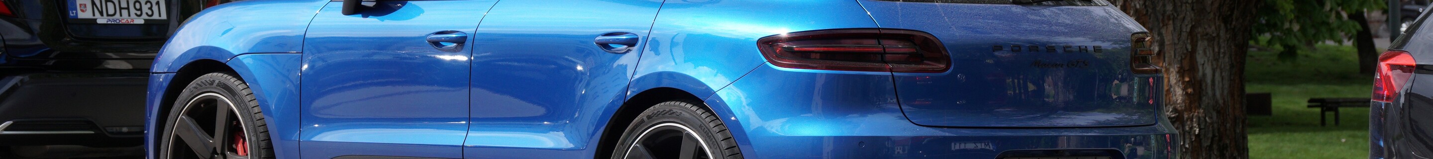 Porsche 95B Macan GTS