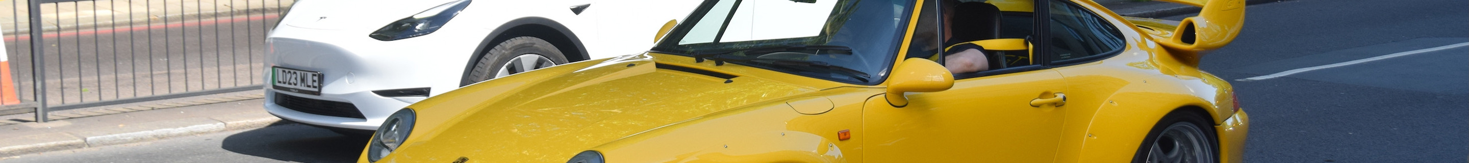 Porsche 993 GT2