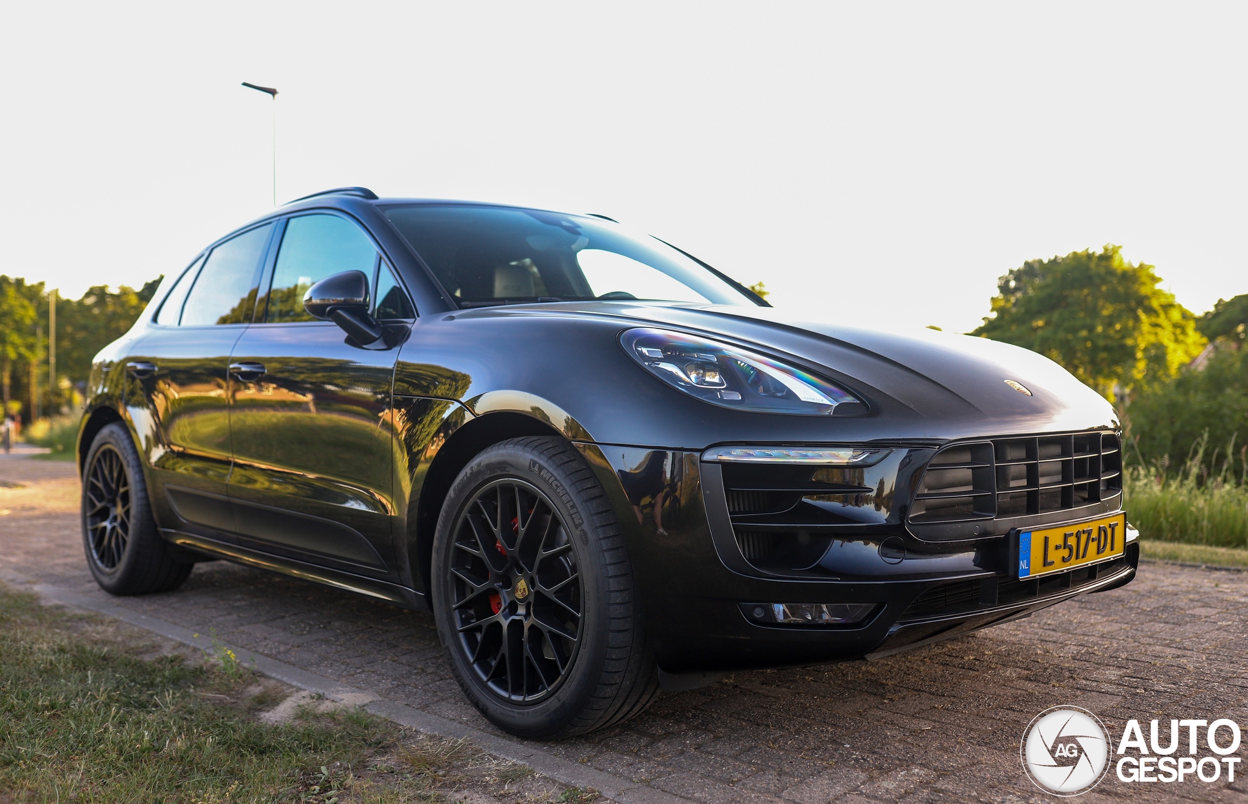 Porsche 95B Macan GTS