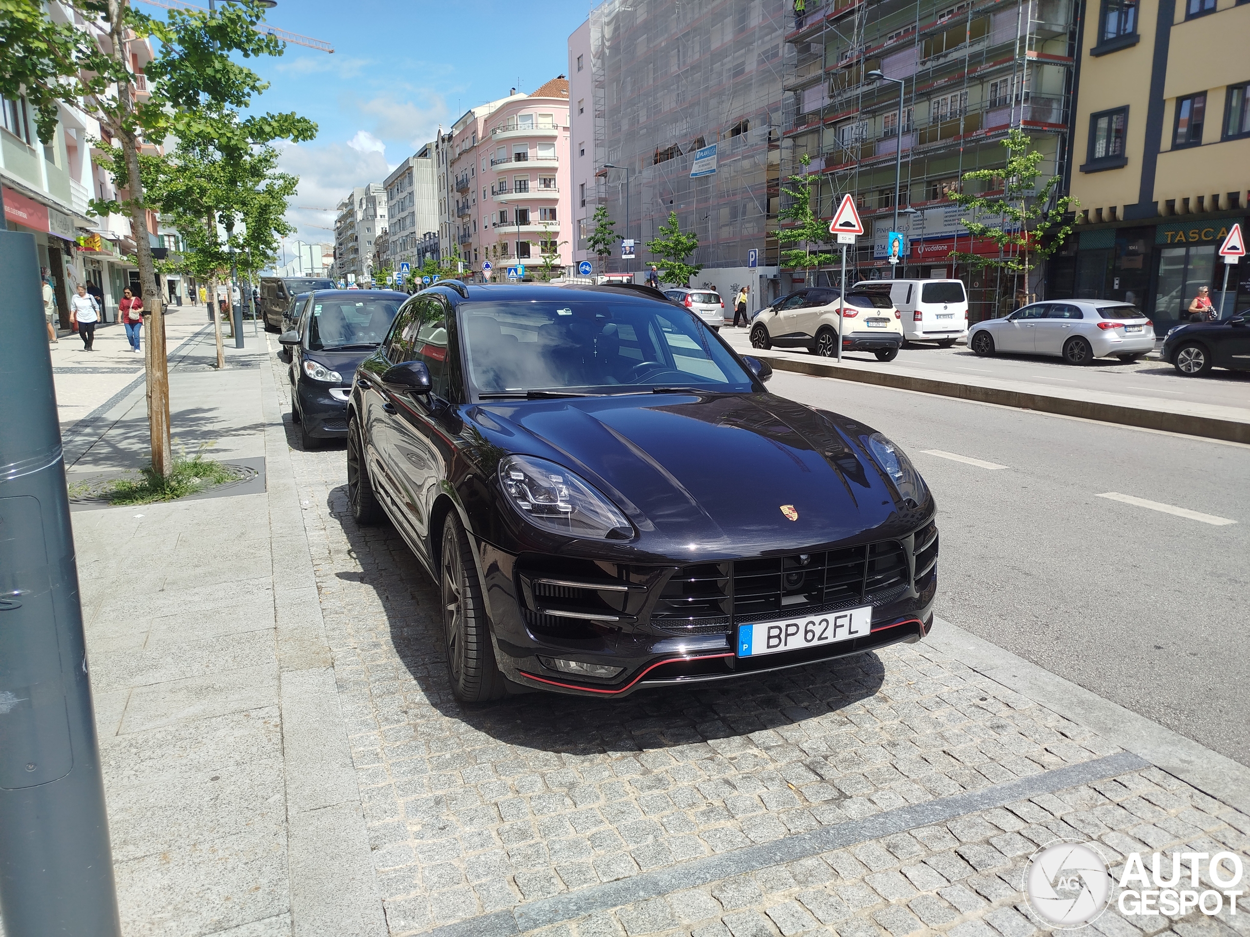 Porsche 95B Macan Turbo